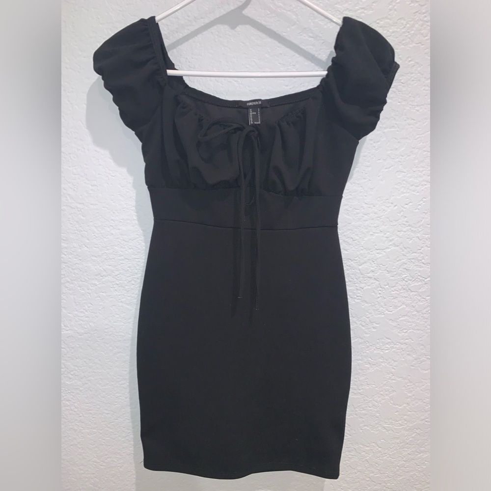 Forever 21 Capped Sleeve Black Dress, Size Small